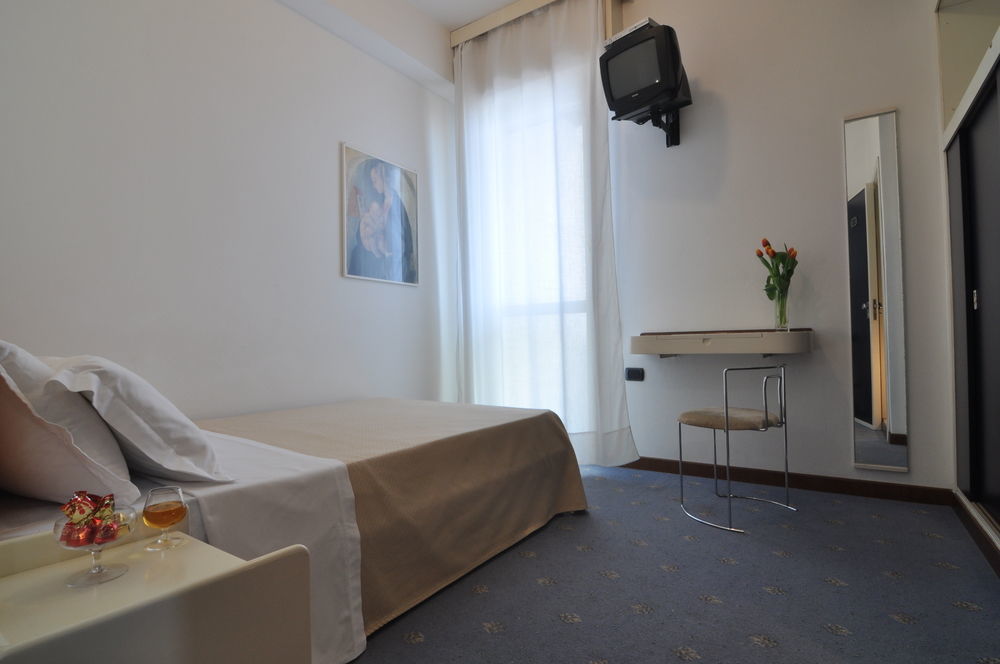 Nettuno Hotel 3*